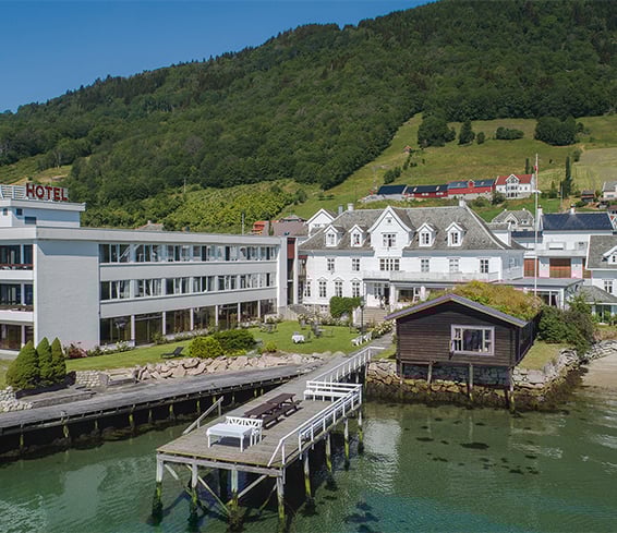 Leikanger-Fjordhotel.jpg