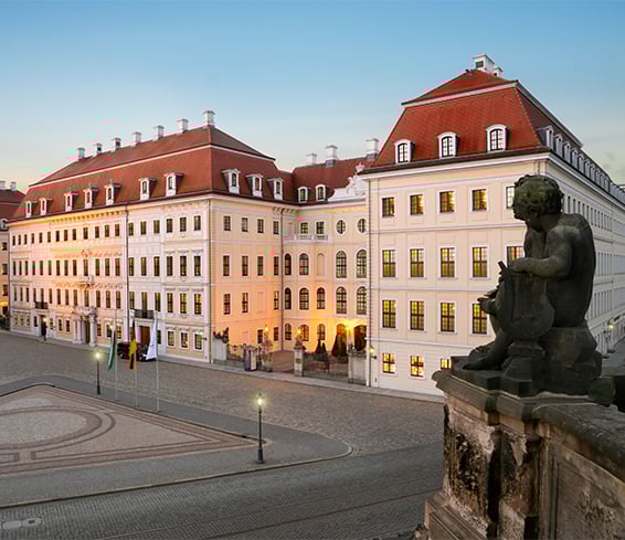 Hotel-Taschenbergpalais-Kempinski.jpg